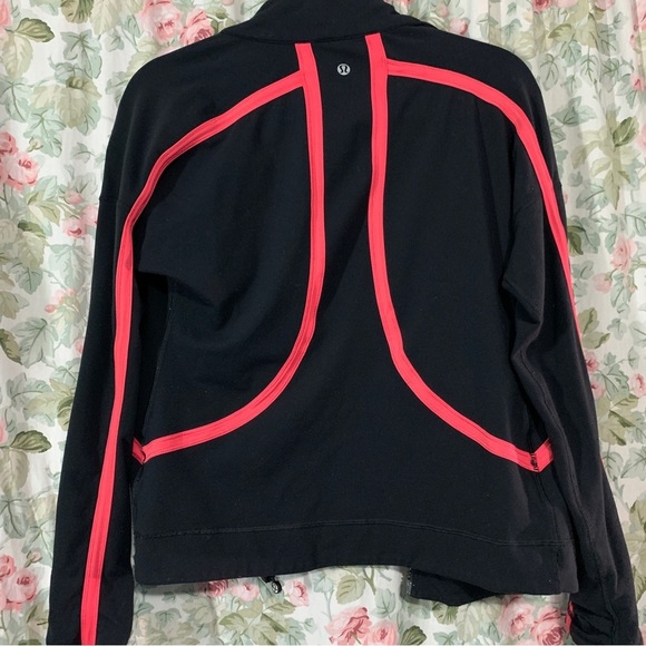 LULULEMON - Define Jacket - Picture 2 of 8